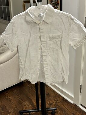 H&M White Casual Short-Sleeve Button-Down Shirt
